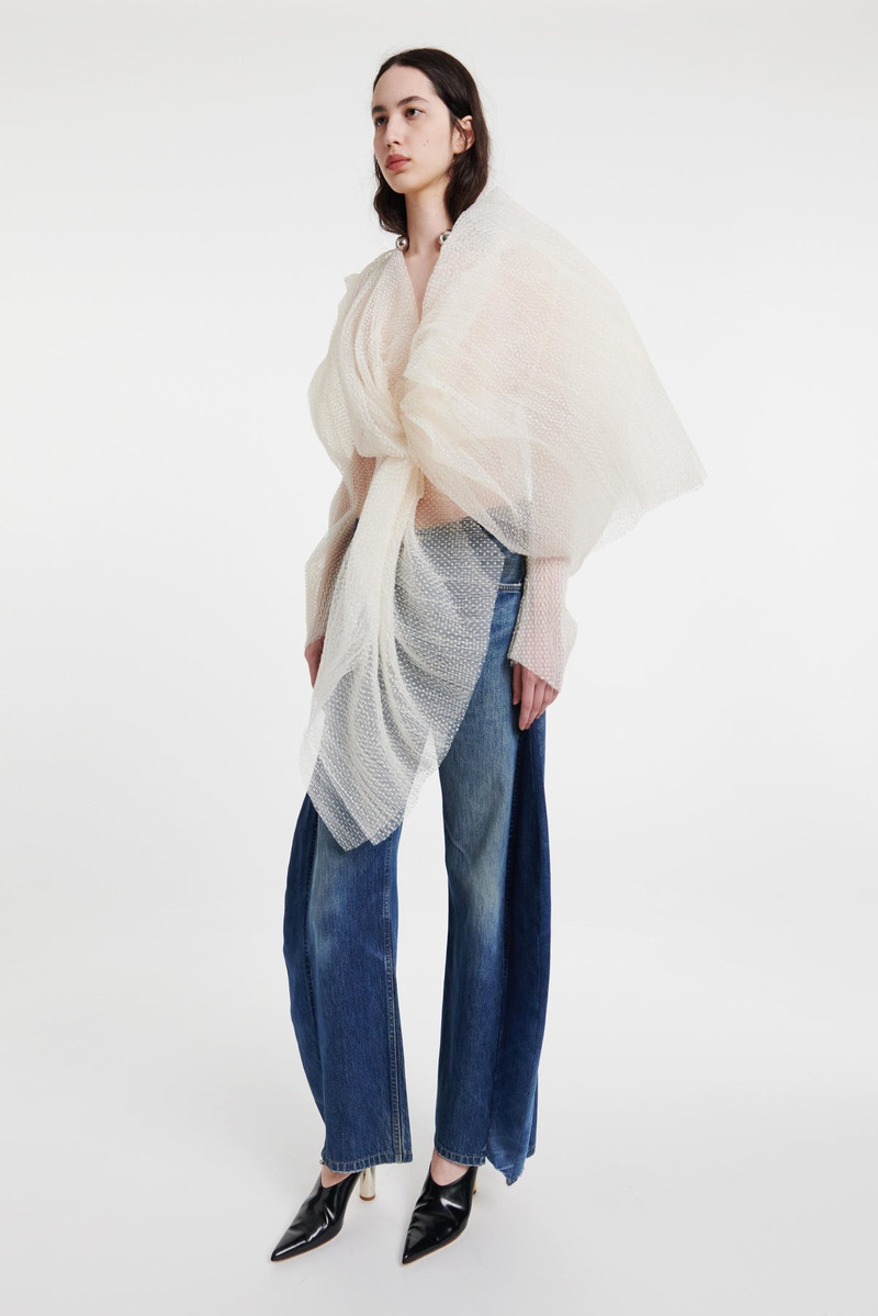 VOLUMINOUS FRONT KNOT TOP IVORY 6