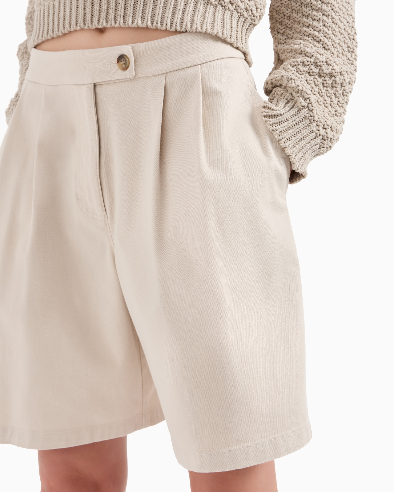 Stretch cotton gabardine shorts with pleats - 5