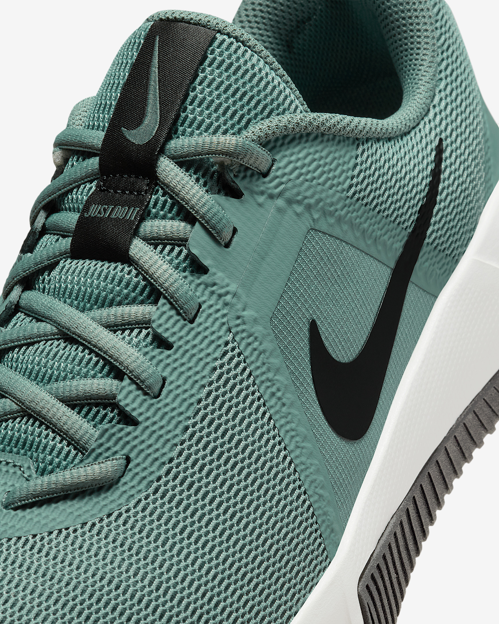Nike MC Trainer 3 Men's Workout Shoes - 7