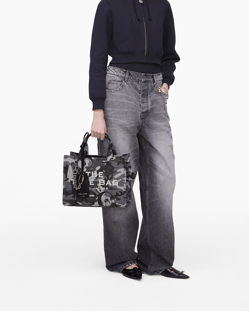 THE MARC CAMO DENIM MEDIUM TOTE BAG 9