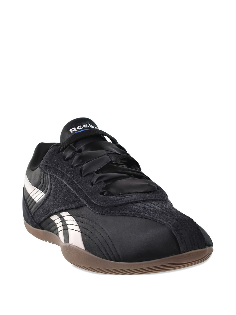 Reebok Ultra Lo sneakers outlook