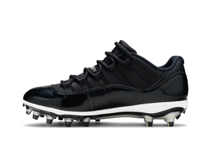 Jordan Jordan 11 Retro Low TD Cleat 'Space Jam' outlook