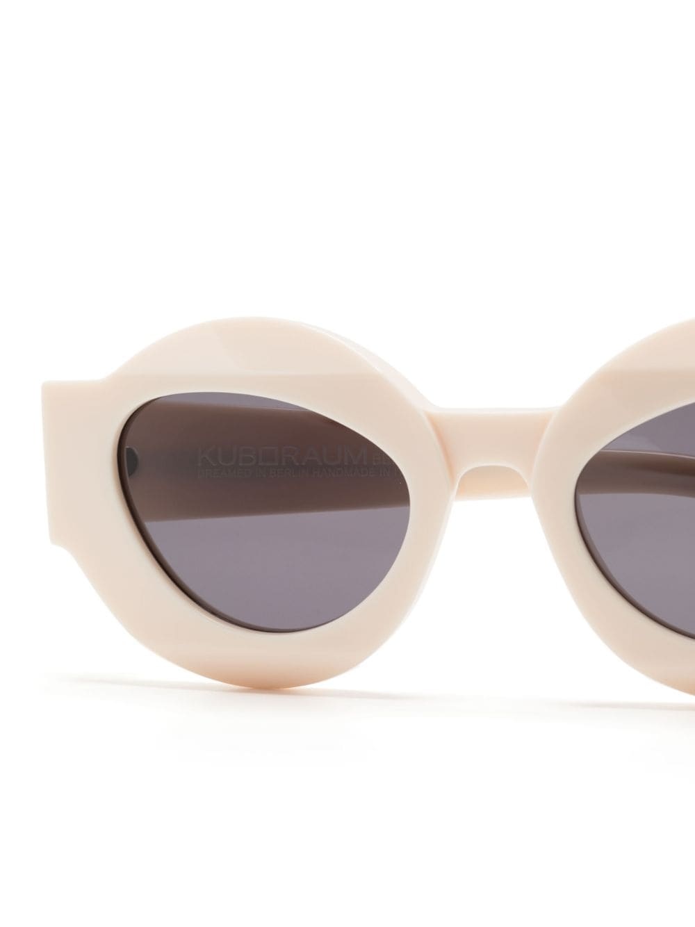 cat-eye tinted sunglasses - 3