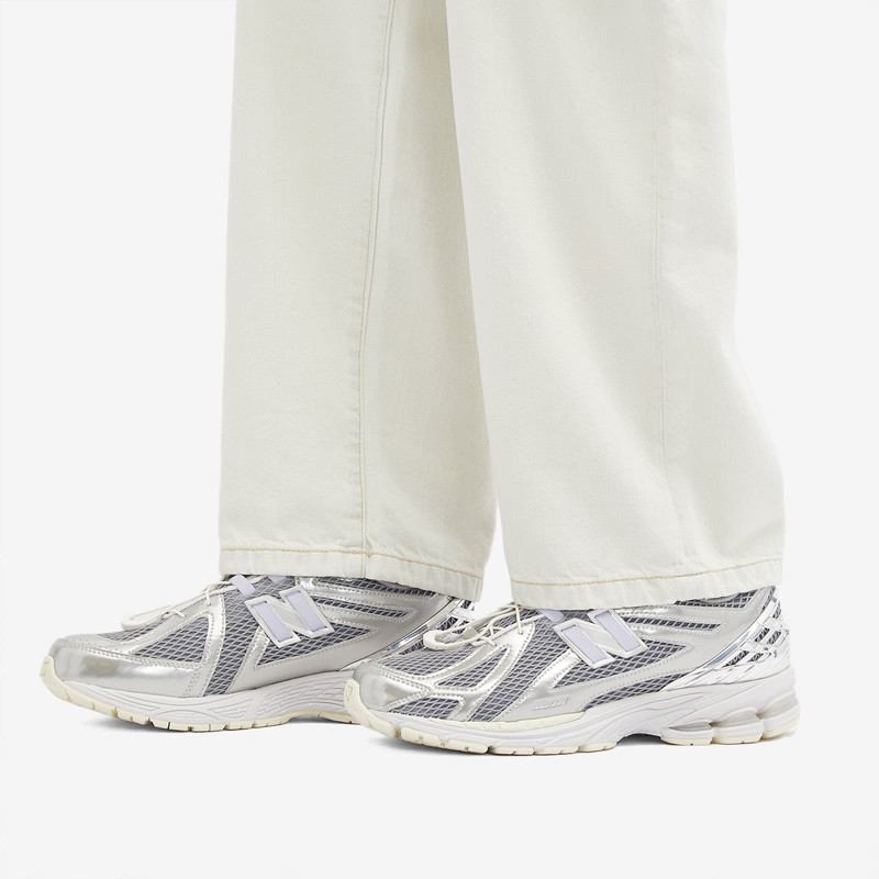 New Balance New Balance X The Basement M1906 Sneaker outlook