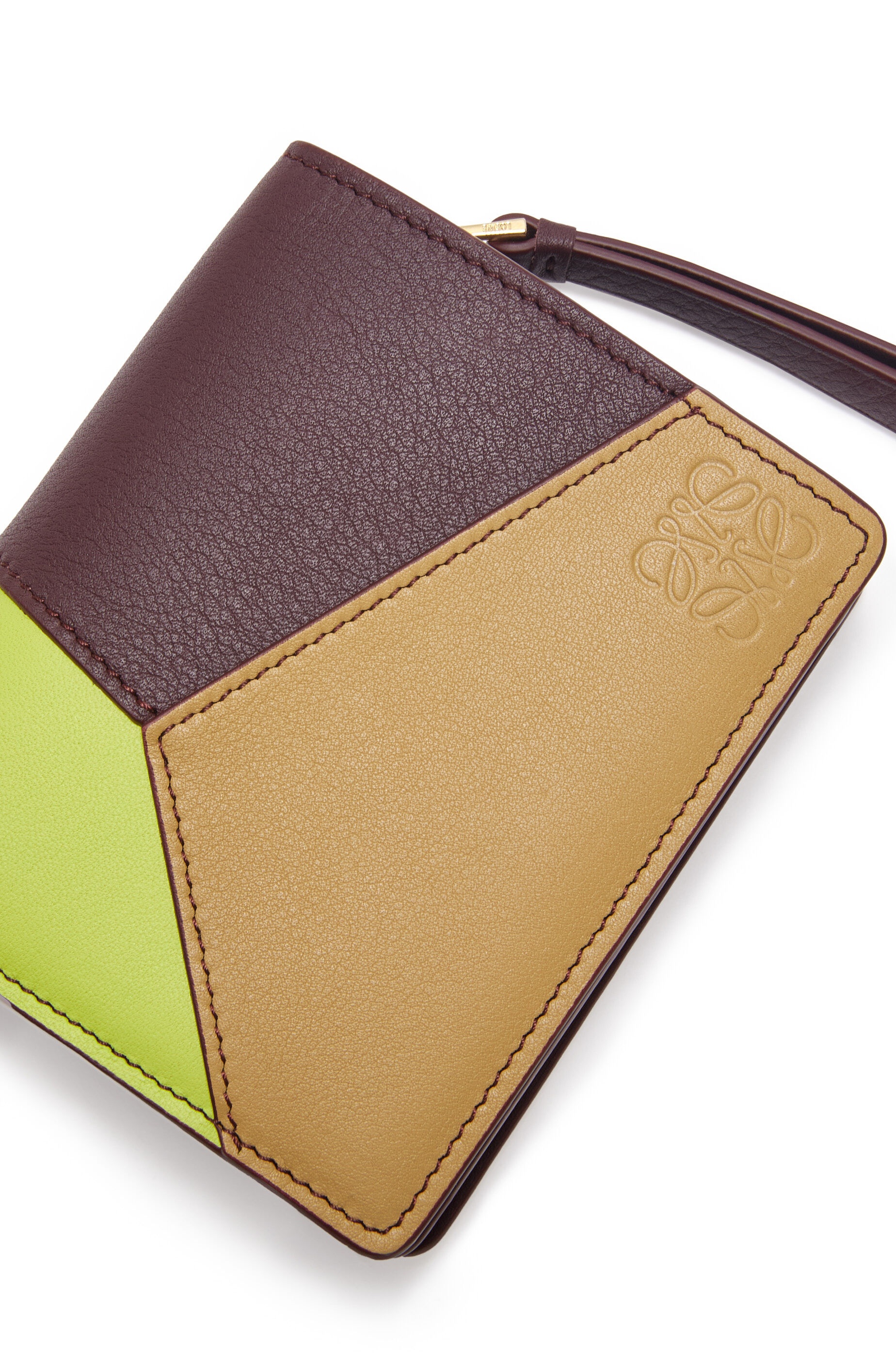 Puzzle compact zip wallet in classic calfskin 5