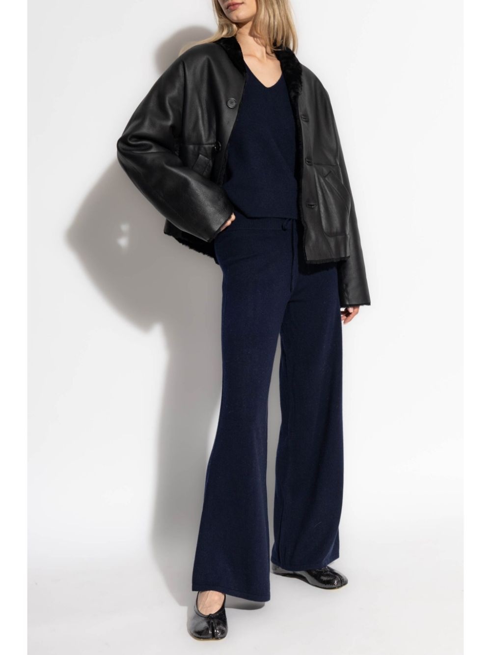 Sara V-back cashmere jumper - 2