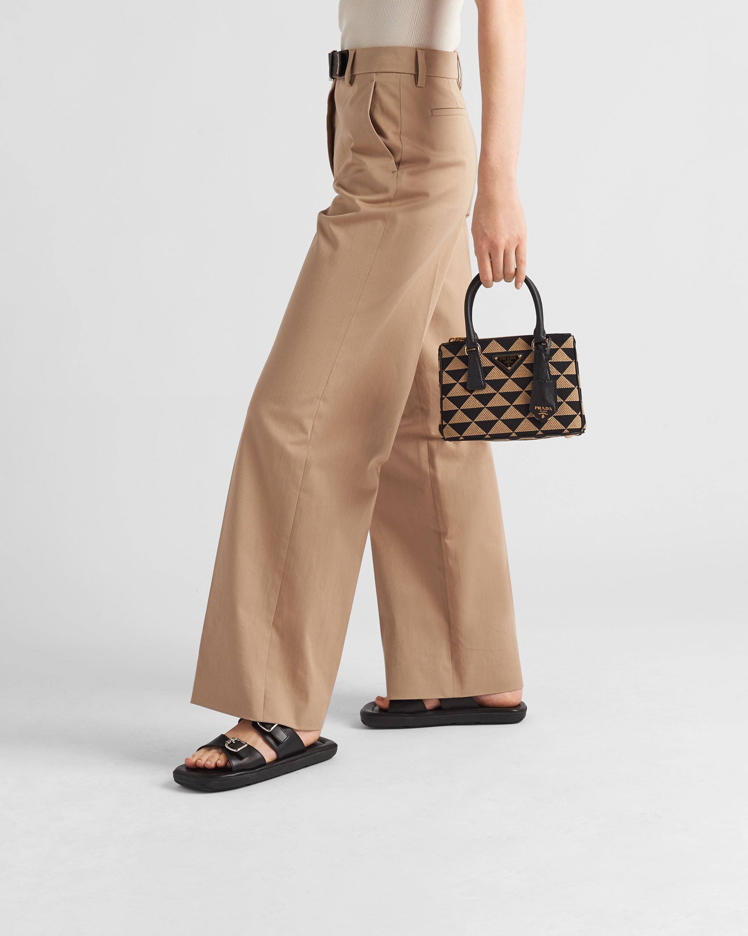 パンツ PRADA Gabardine nattE trousers Pink P235H1ZQB Prada Cotton Gabardine Pants | Grey | FARFETCH