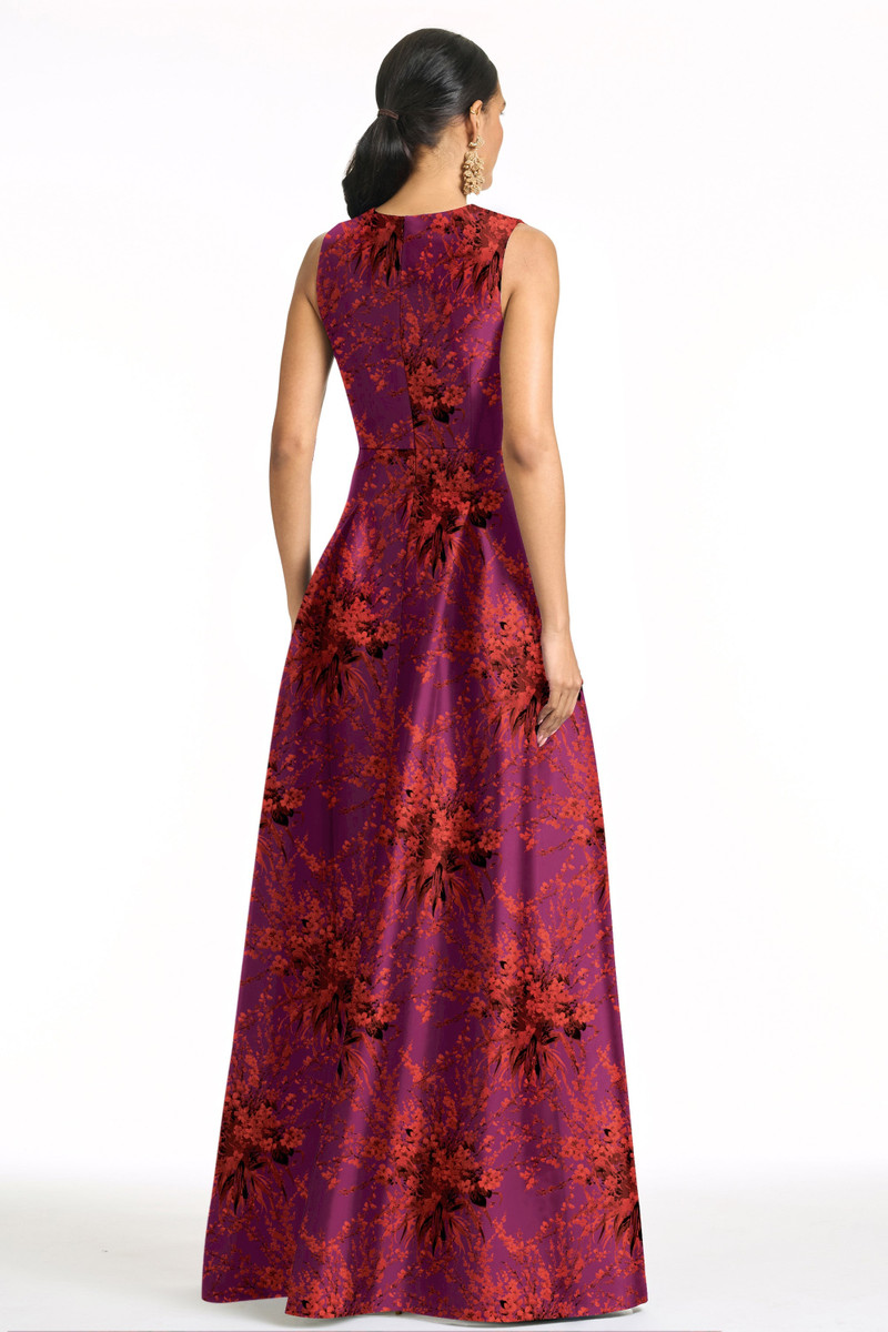 BROOKLYNNE GOWN - RASPBERRY BOUQUET MULTI 3