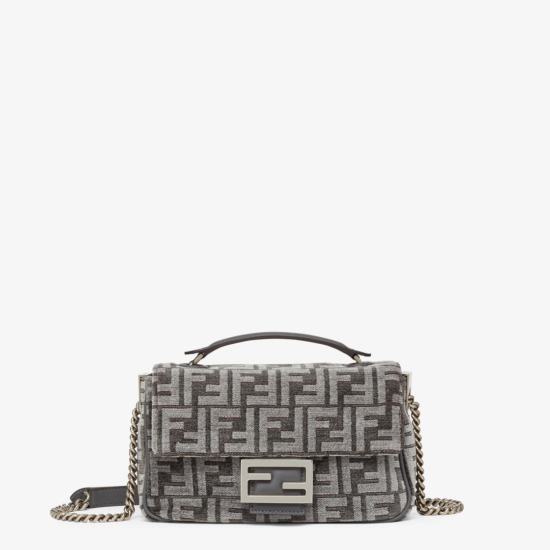 Iconic medium-sized Baguette bag with chain, made of chenille with dark gray FF tapestry motif. Fini - 1