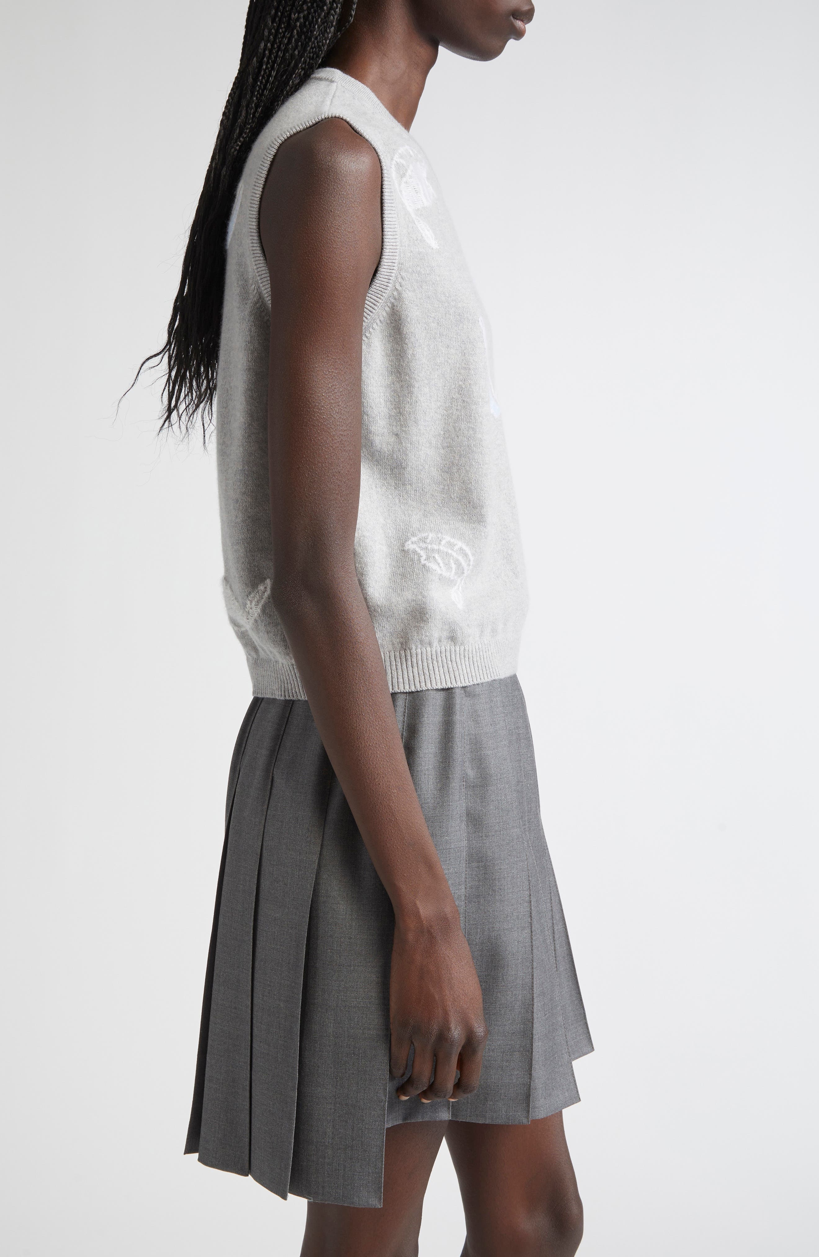 Thom Browne Feather Intarsia Cashmere Sweater Vest in Pale Grey at Nordstrom - 4