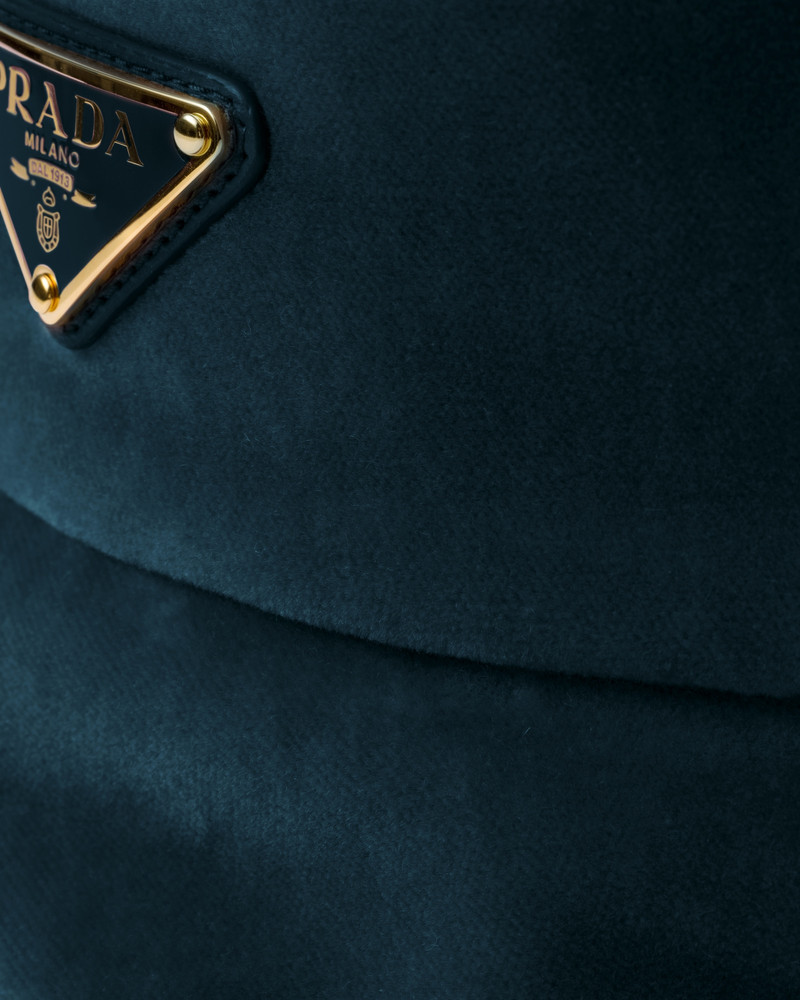 Velvet bucket hat 3