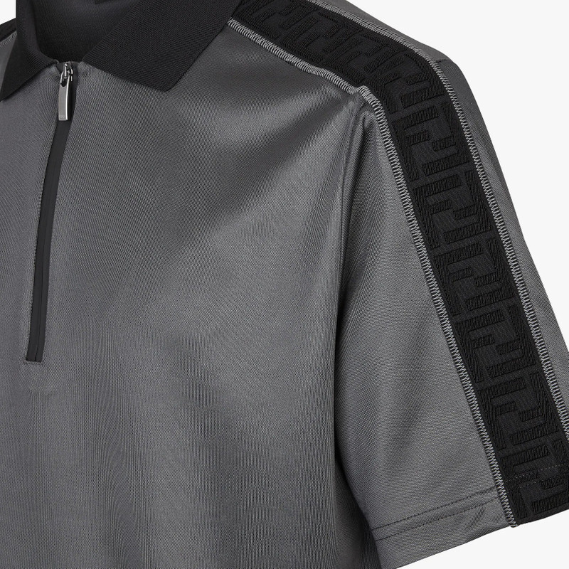 Gray fabric polo shirt 3