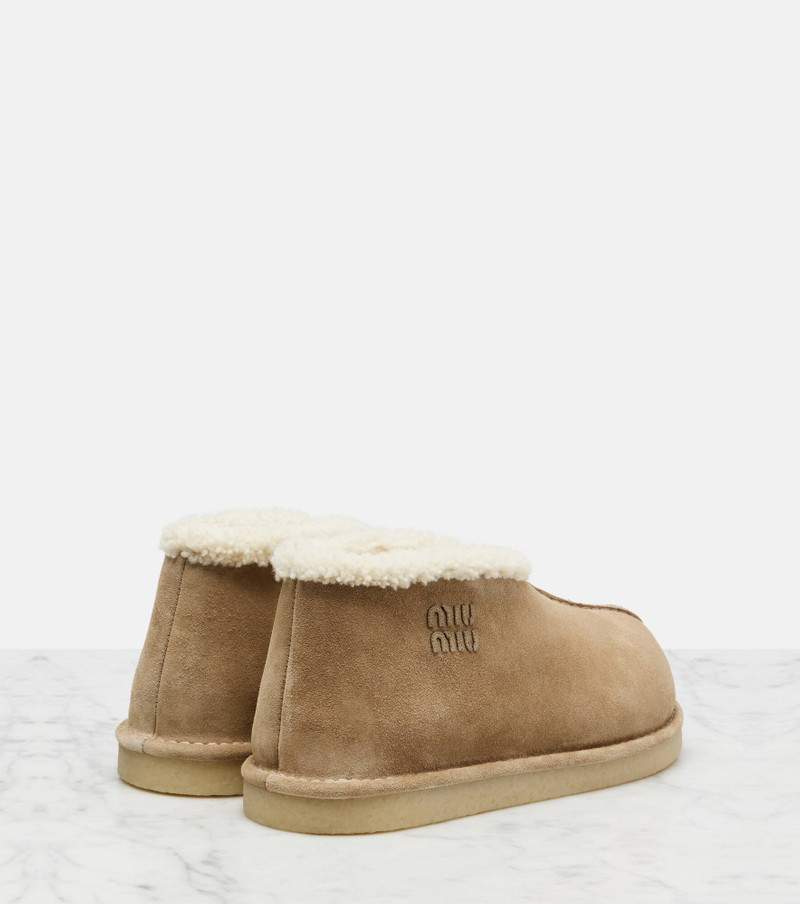 Miu Miu Shearling-lined suede ankle boots outlook