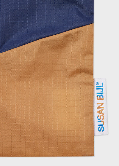 Paul Smith Camel & Navy 'The New Pouch' by Susan Bijl - Medium outlook