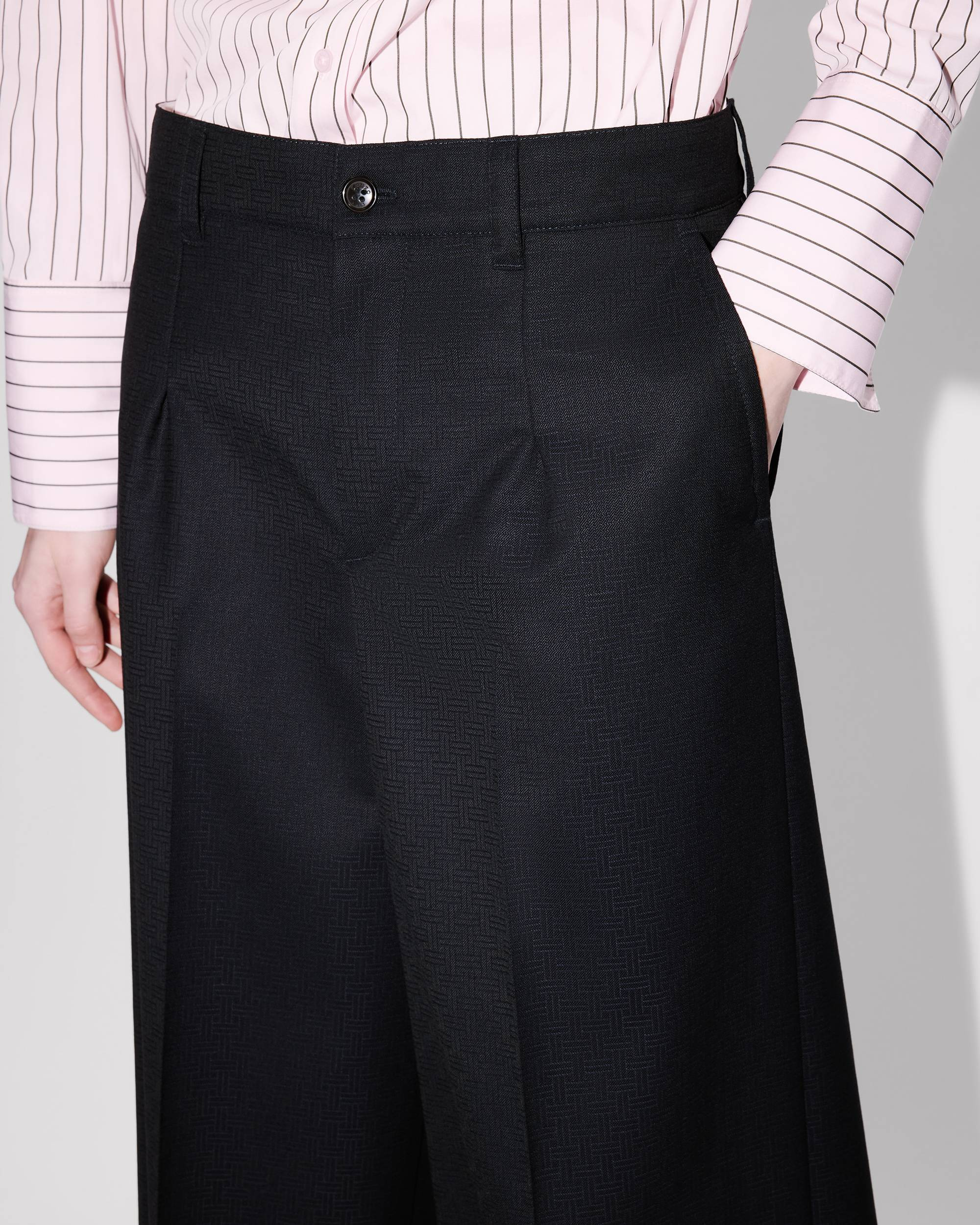 'KENZO Weave' wide leg pants in wool jacquard - 6