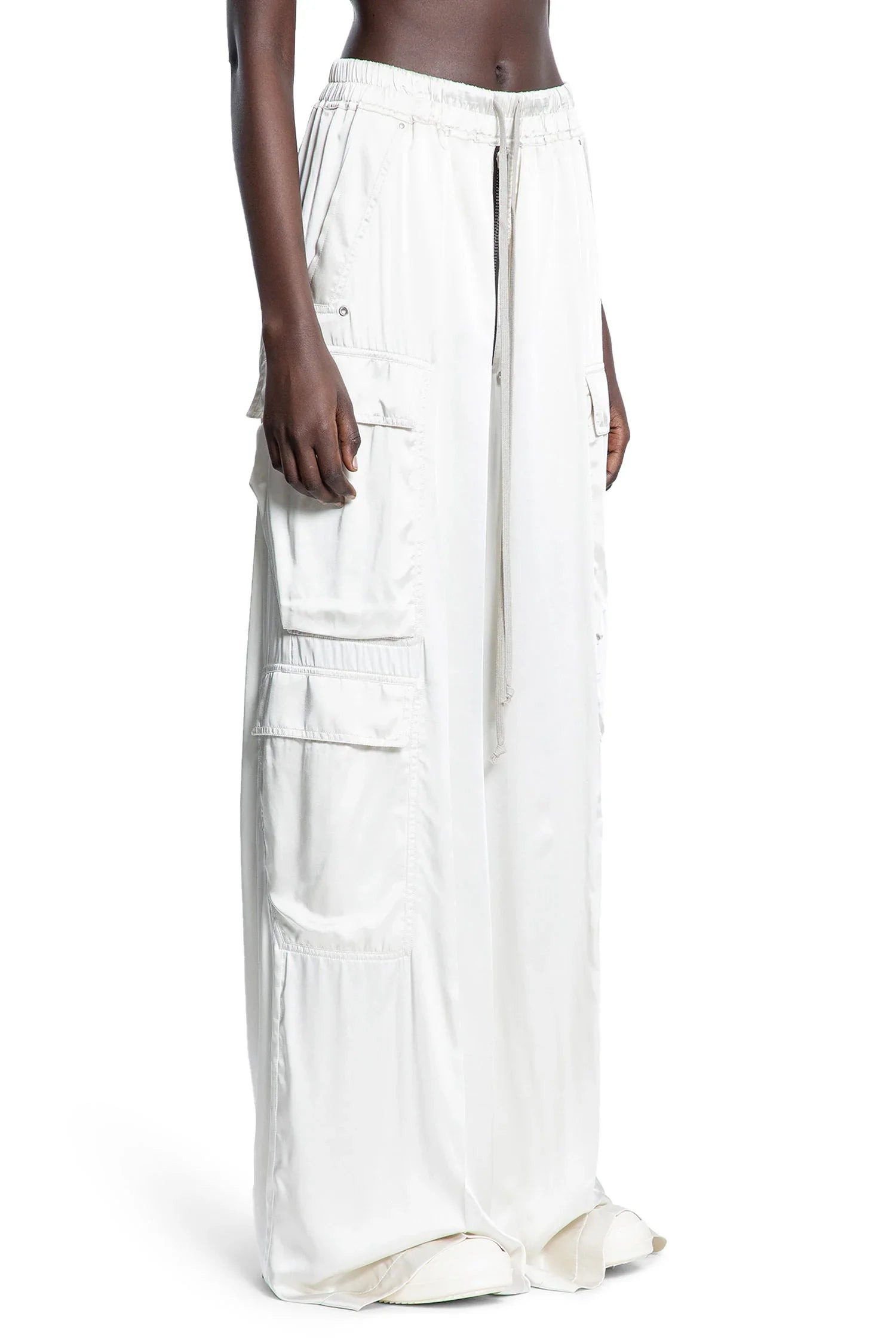 Hollywood-Cargobelas-In-Washed-Charmeuse - 2