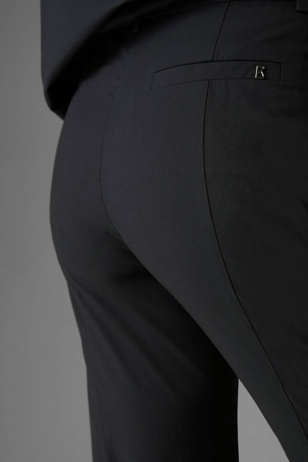 ABBIE CHINOS IN NAVY BLUE - 5