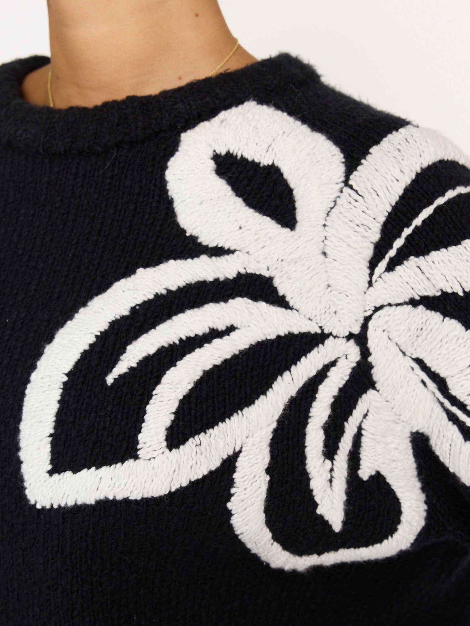 The Hibiscus Embroidered Sweater - 5