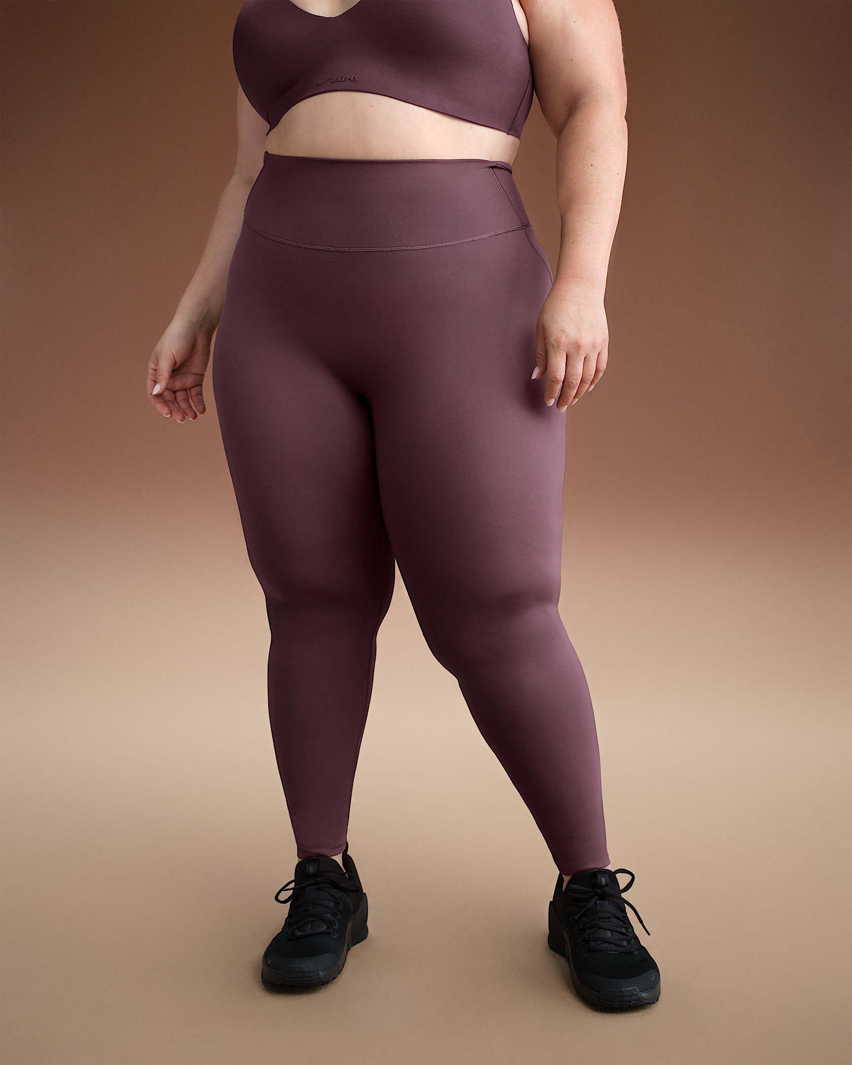 NikeSKIMS Matte Women's High-Waisted 26" Leggings - 7