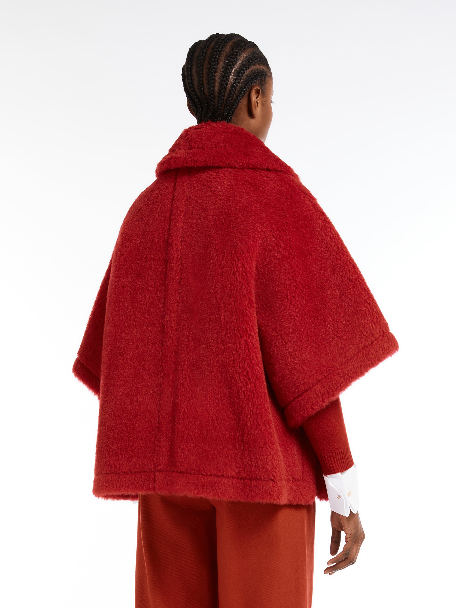 TENEBRE1CNY Teddy fabric cape - 4