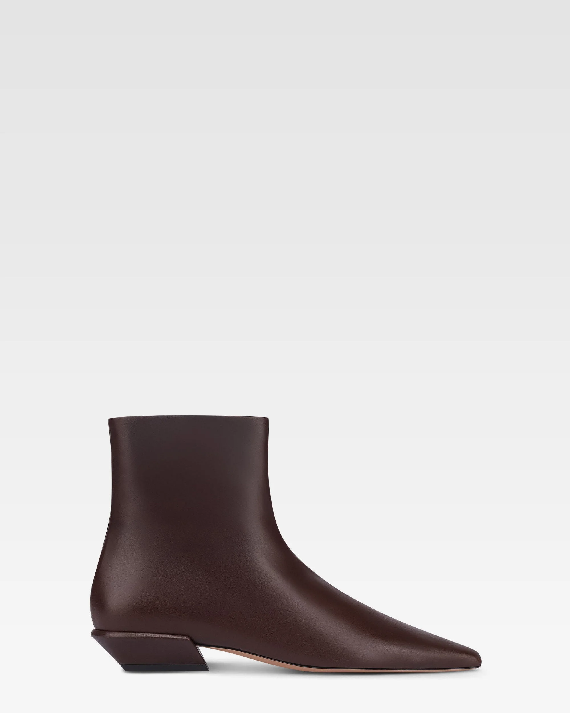Leather ankle boot - 1