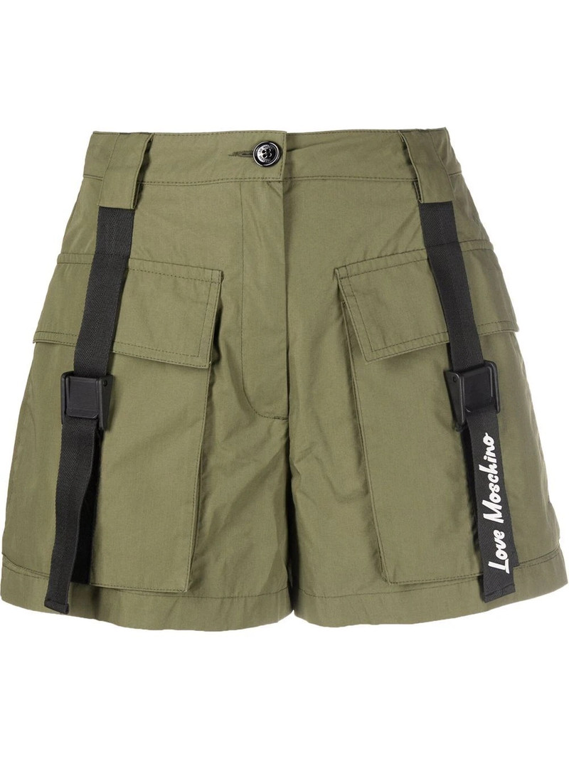 logo-tape pleated shorts 1