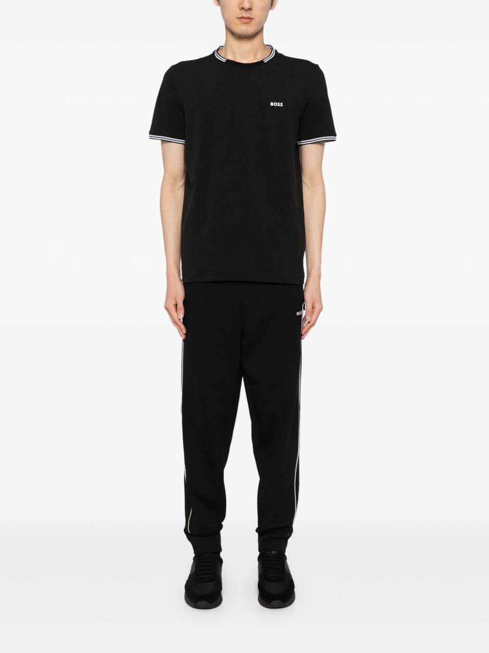 logo-patch crew neck t-shirt - 2