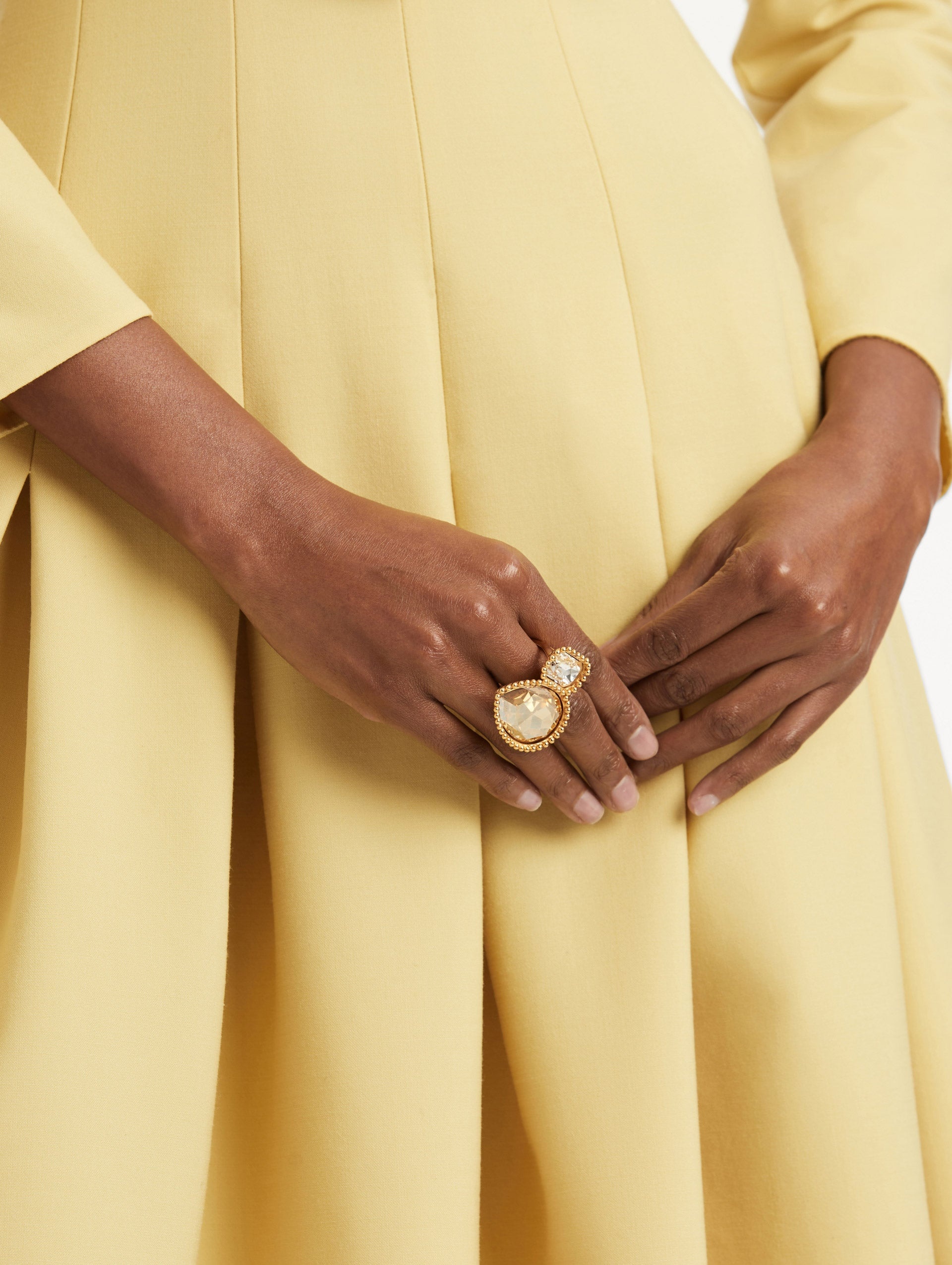 BELT-DETAILED PLEATED DRESS - 5