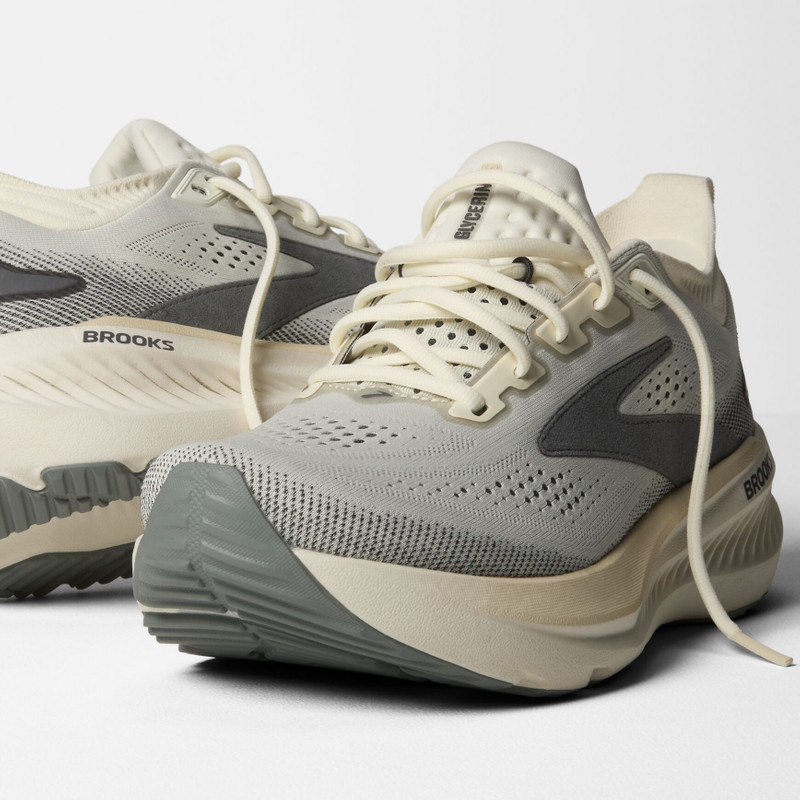 BROOKS Glycerin 23 outlook