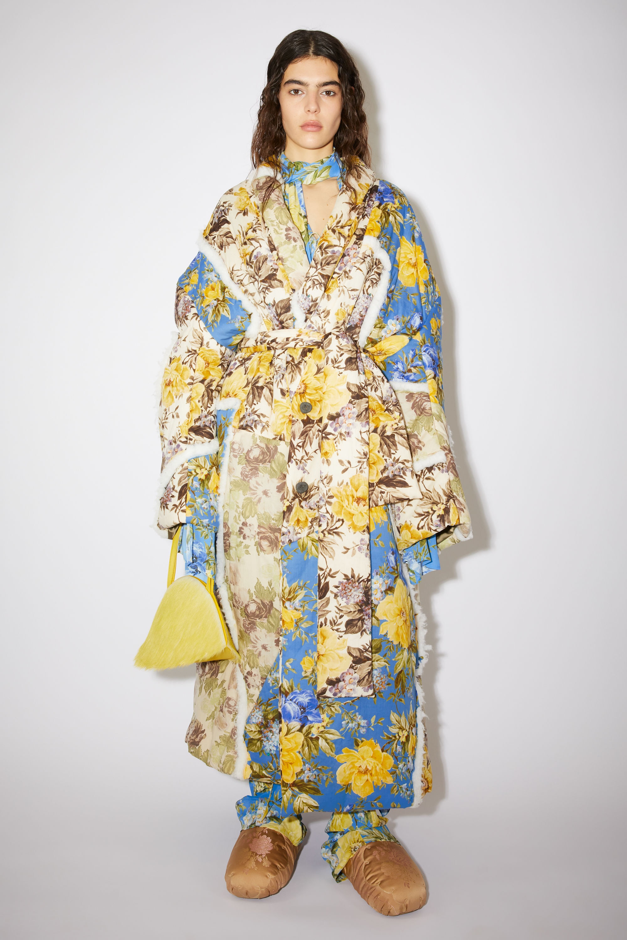 Patch flower print padded coat - Beige - 2