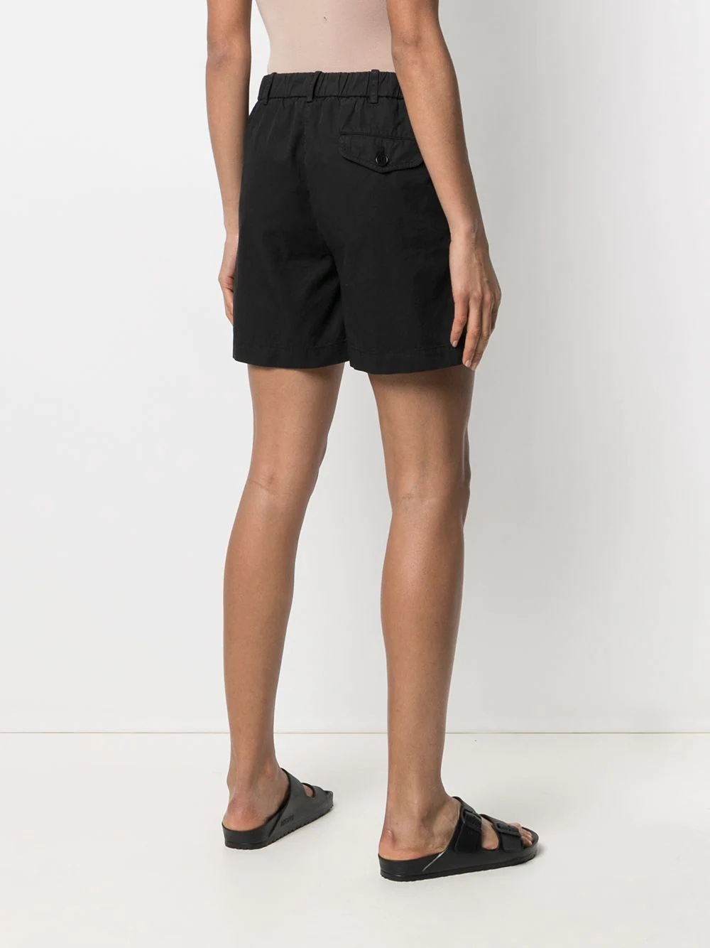 tied-waist linen bermuda shorts - 7