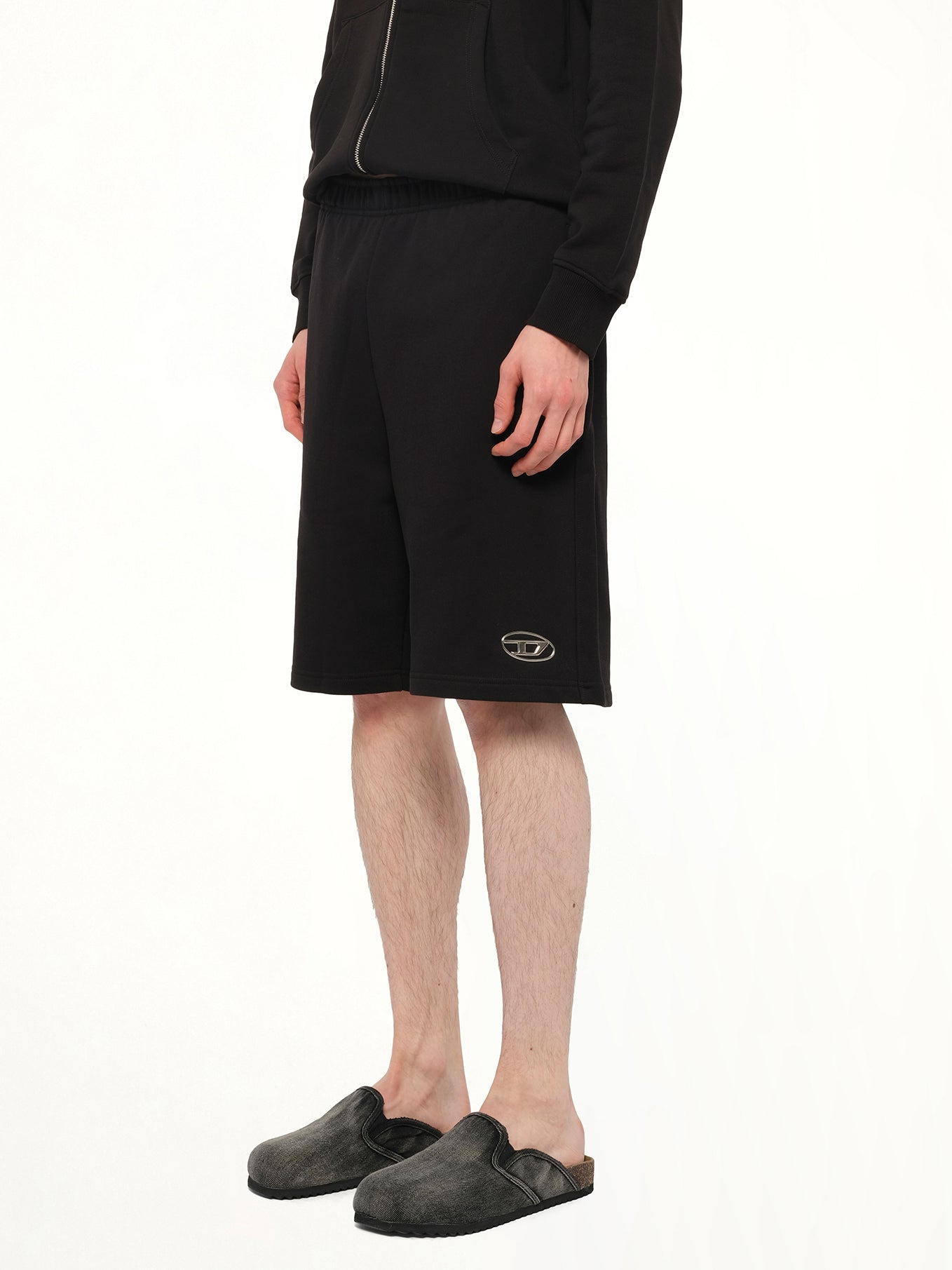 P-Marshy-Od Shorts In Black - 3