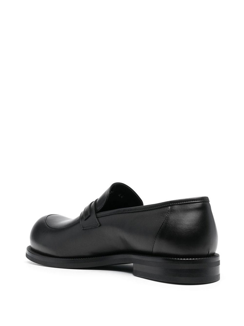 round-toe slip-on loafers 3