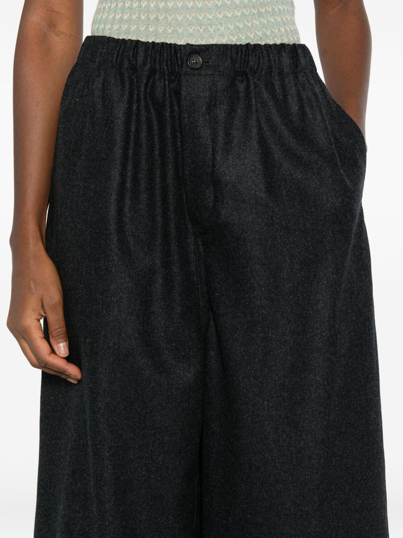 elasticated-waist trousers 5