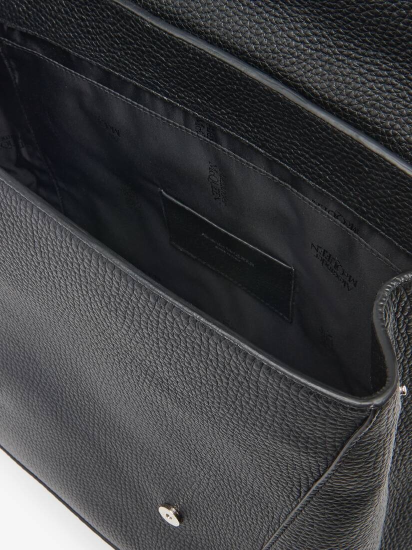 Men's The Edge Backpack in Black - 4