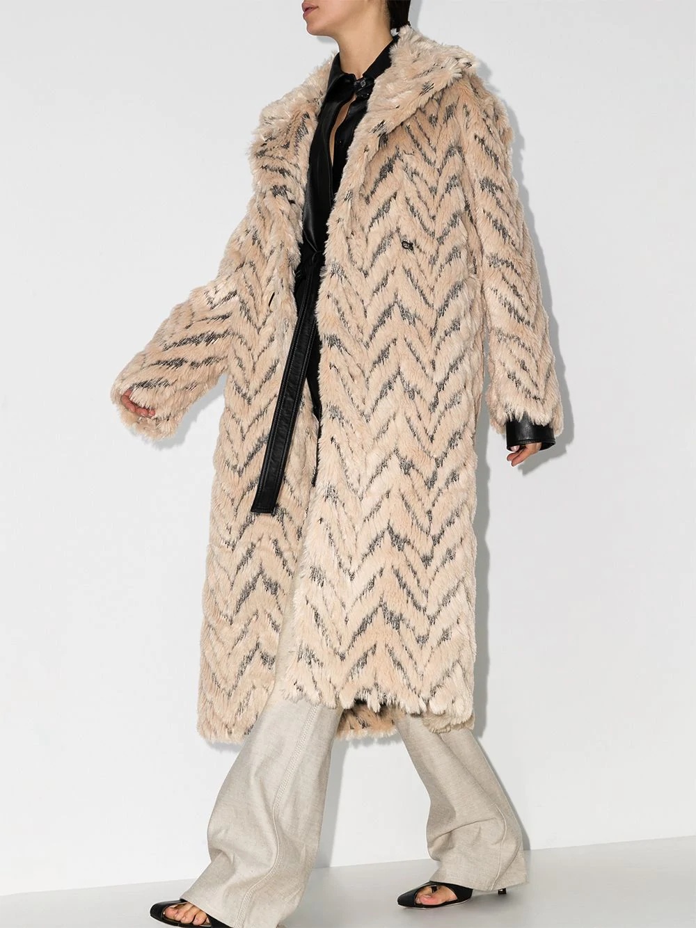 Kira faux fur coat - 2