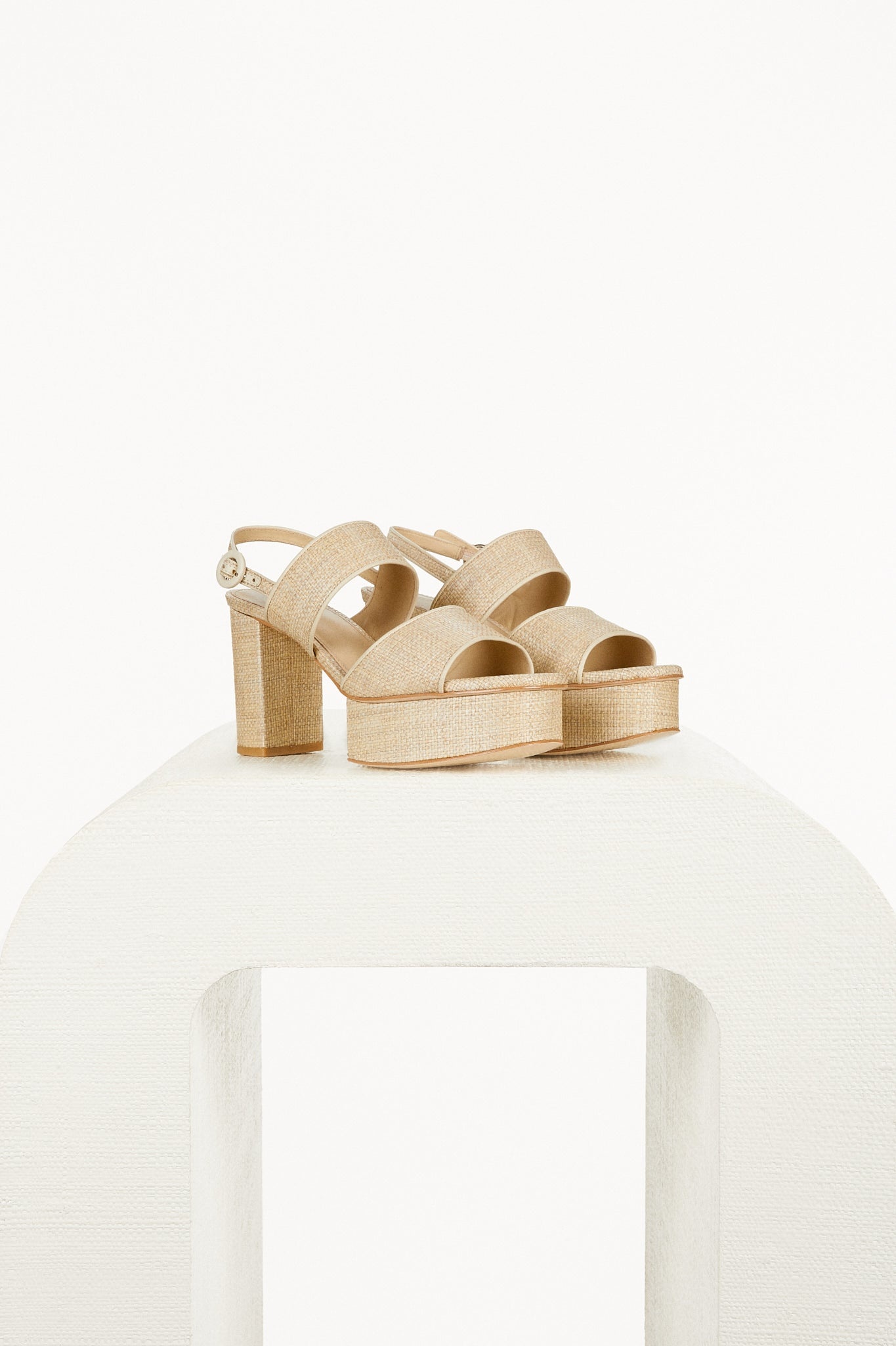 SHY PLATFORM - 3