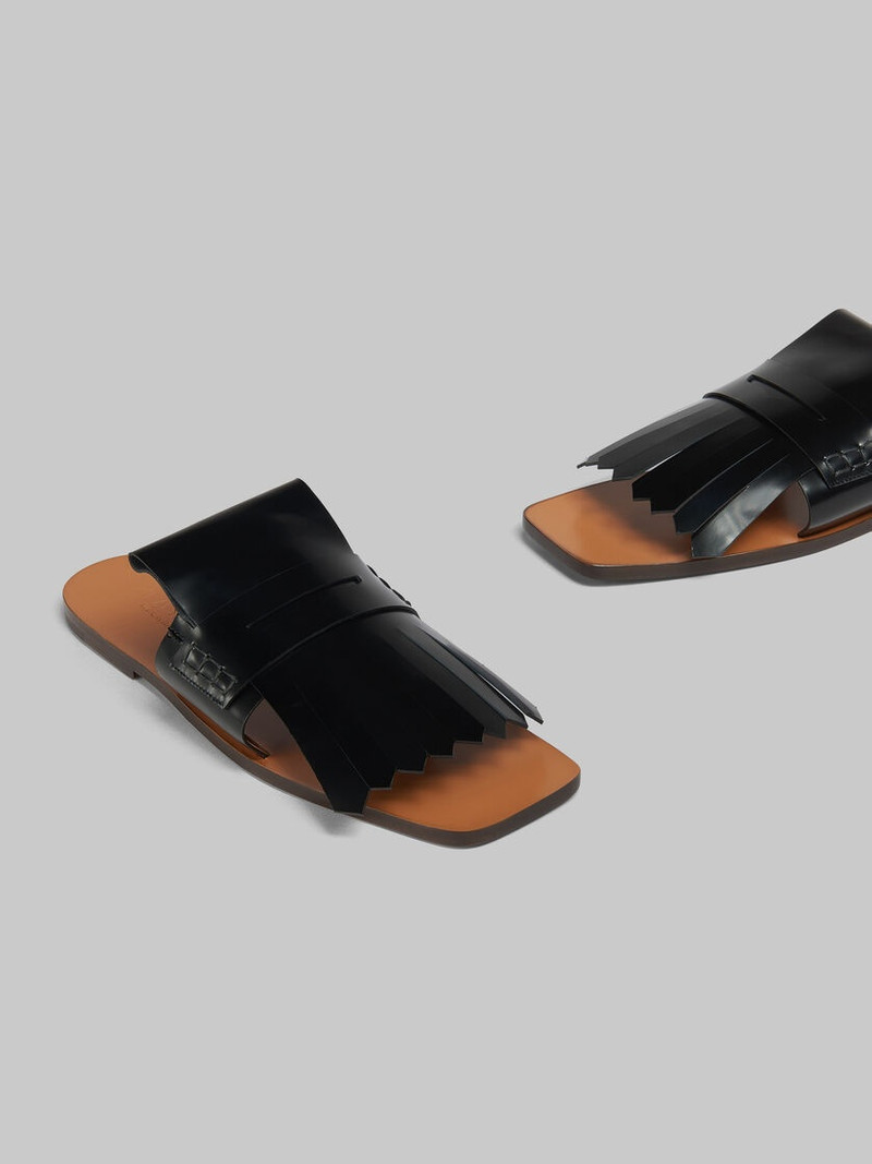 블랙 LEATHER BAMBI SANDAL 5