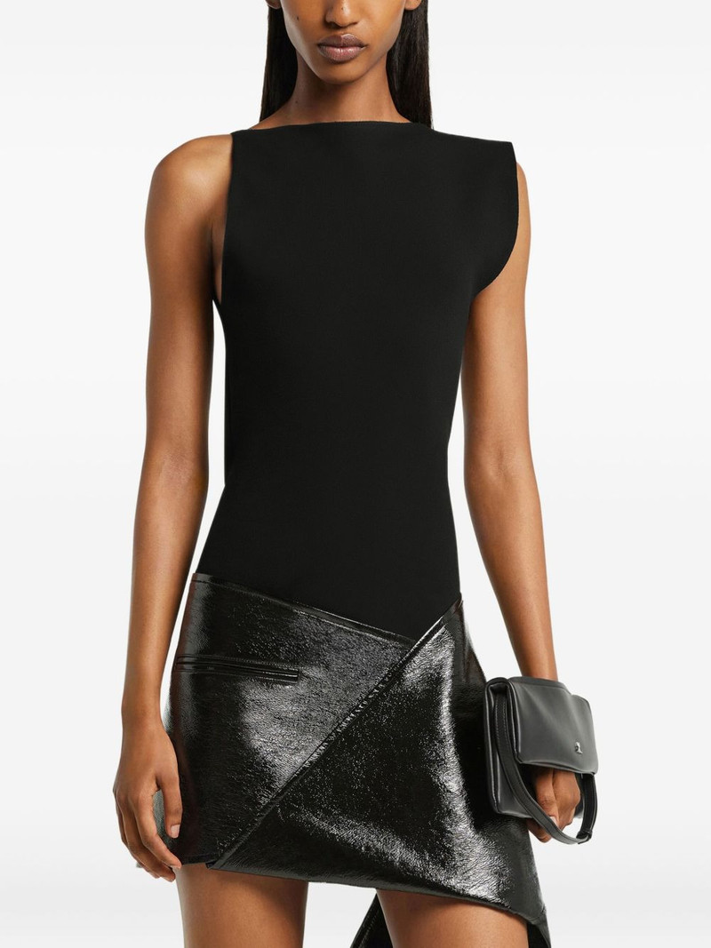 oblique interlock top 1