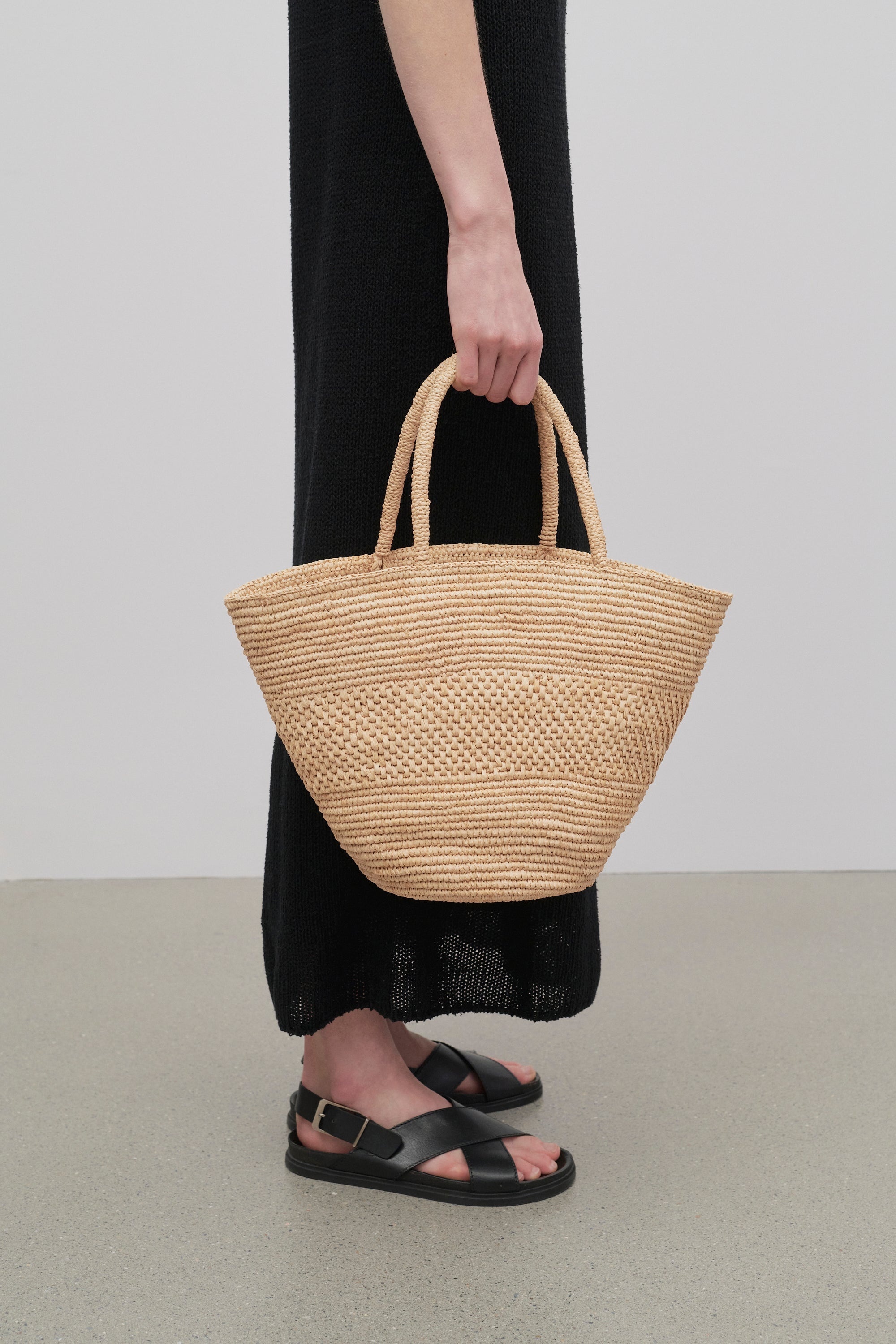 THE ROW カゴバッグ Emilie Bag in Raffia Emilie raffia basket bag in green - The Row | Mytheresa