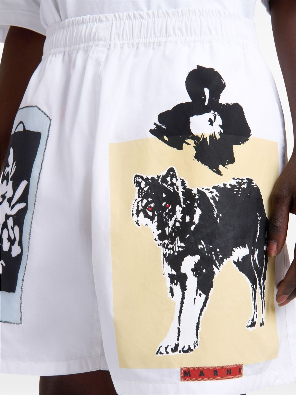 graphic-print shorts - 5