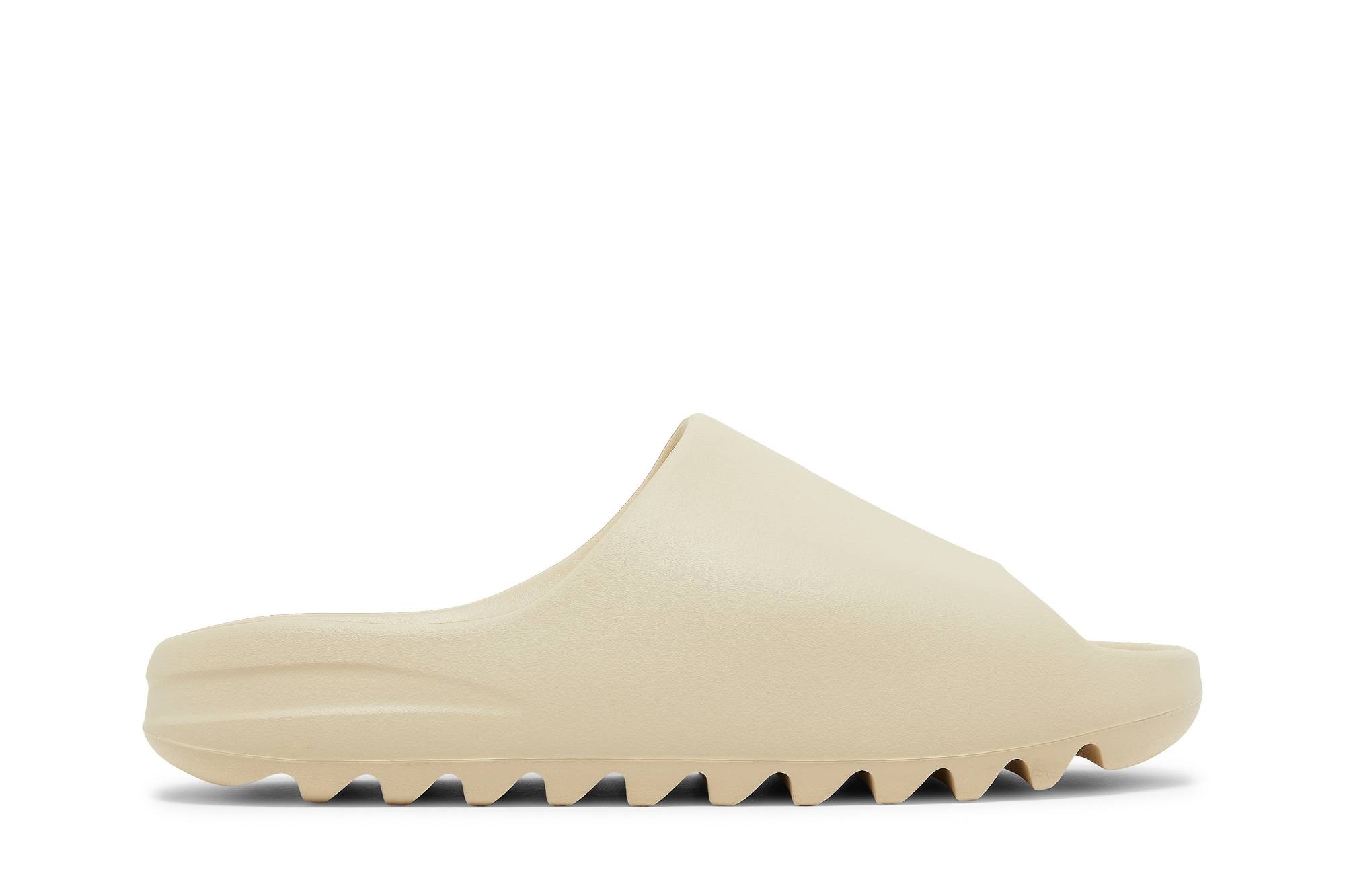 Yeezy Slides 'Bone' 2022 Re-Release - 1