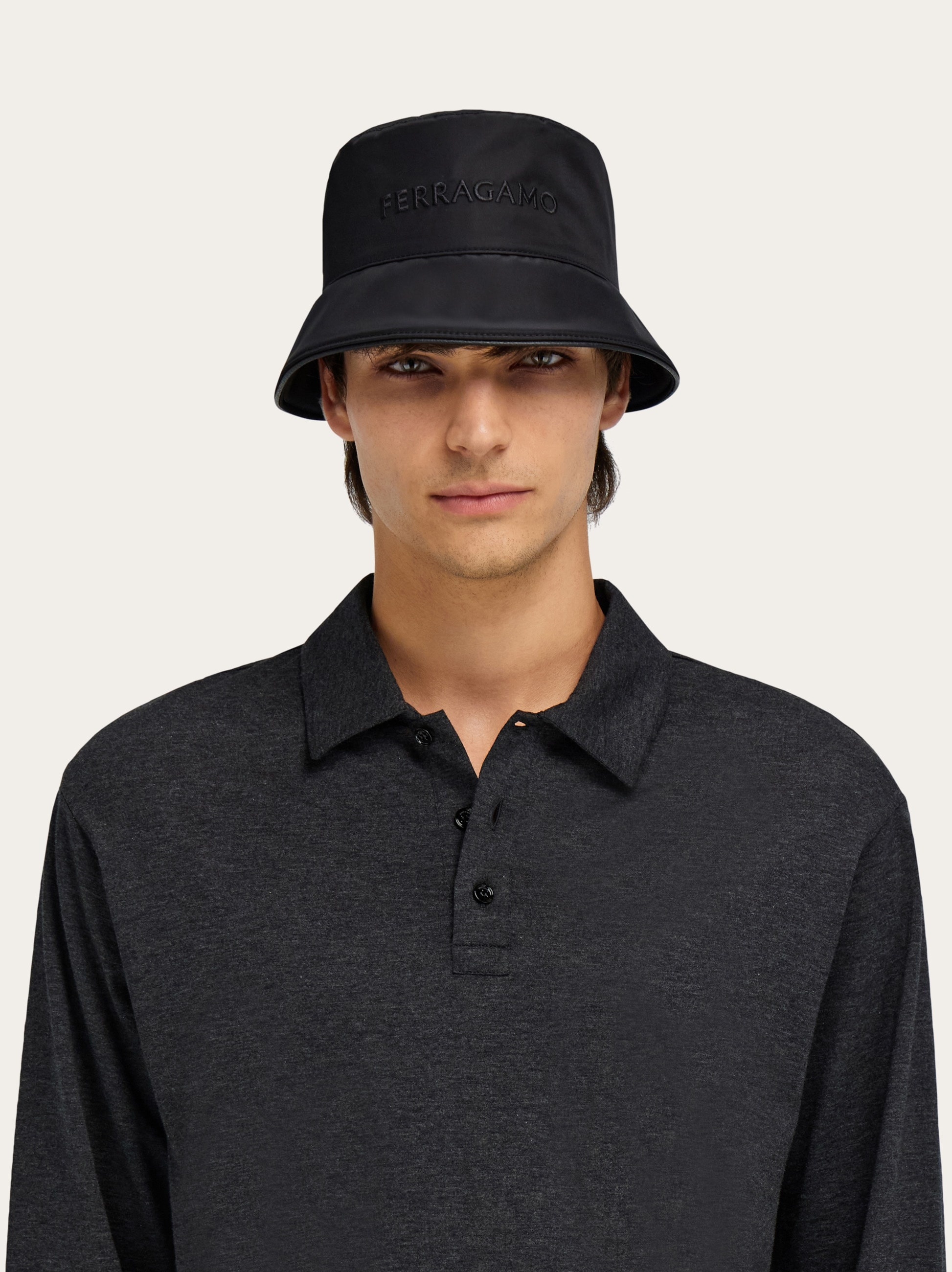 Bucket hat with embroidered logo - 5