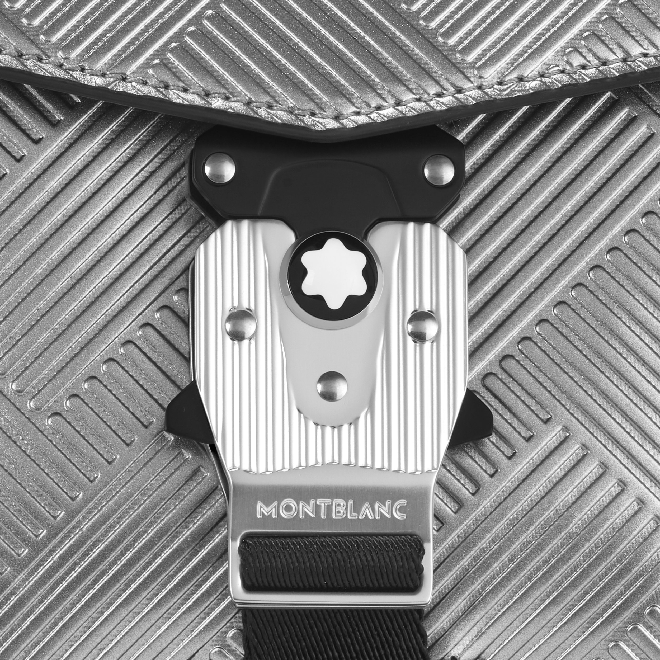 Montblanc Extreme 3.0 backpack with M LOCK 4810 buckle - 9