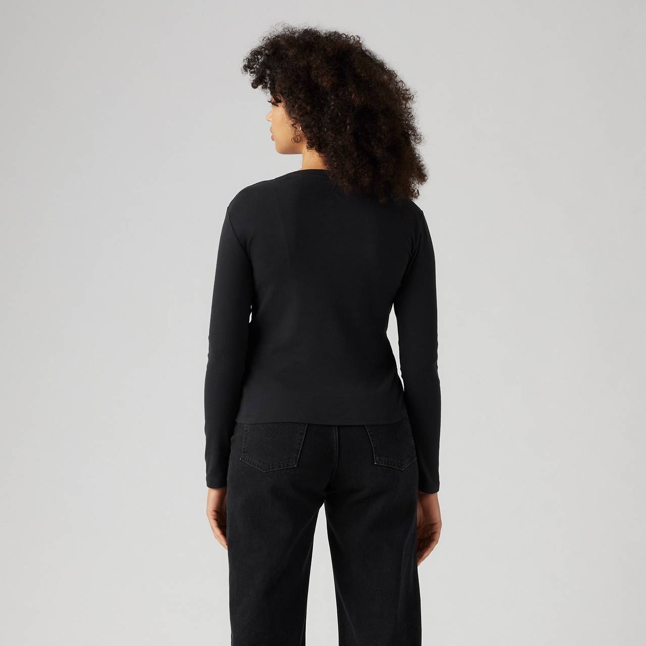 ESSENTIAL LONG SLEEVE T-SHIRT - 4