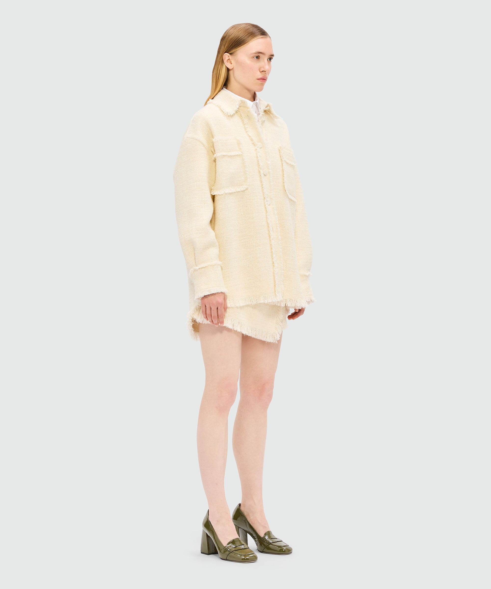 Cream bouclé shorts with micro sequins - 4