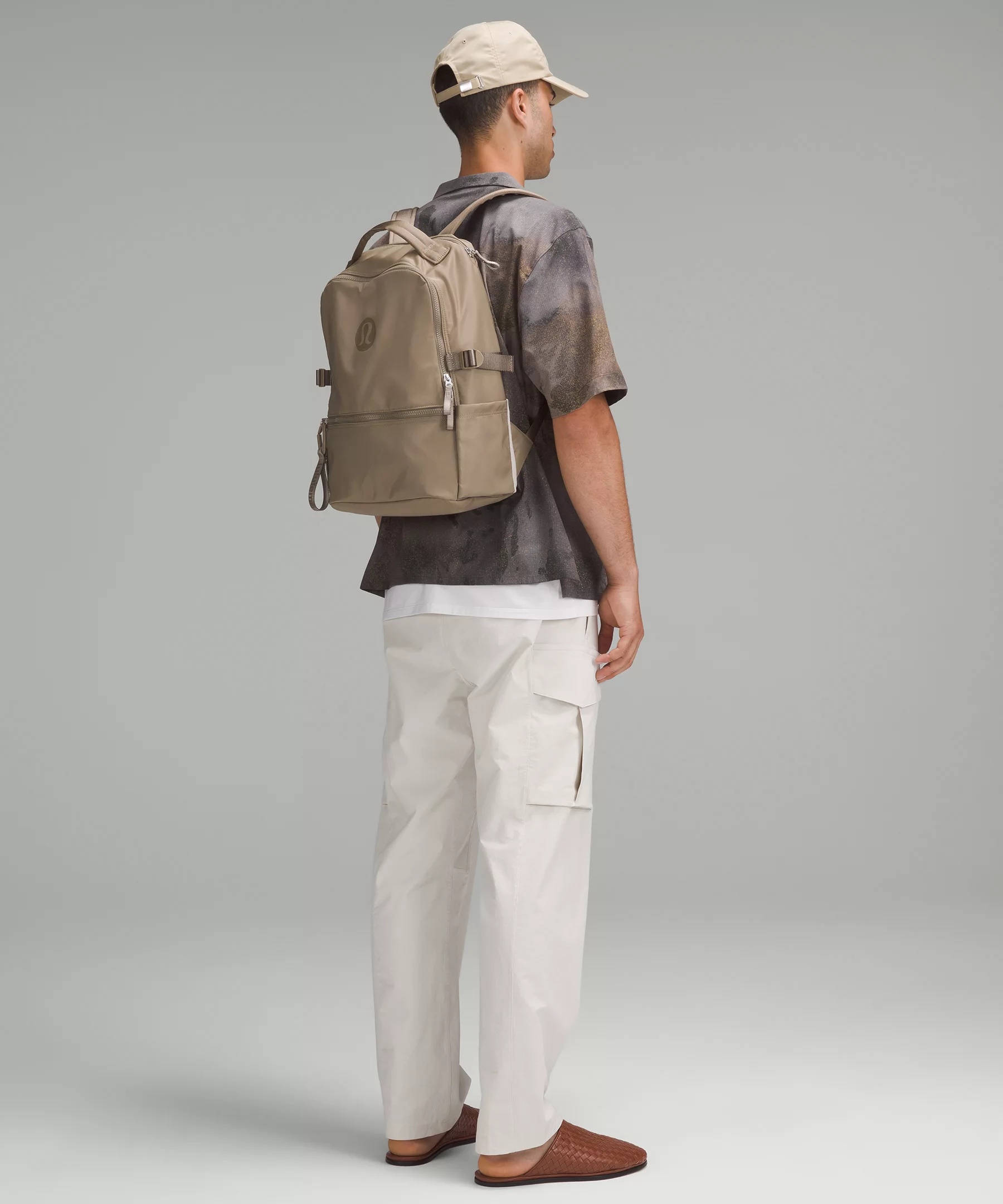 New Crew Backpack 22L *Logo - 2
