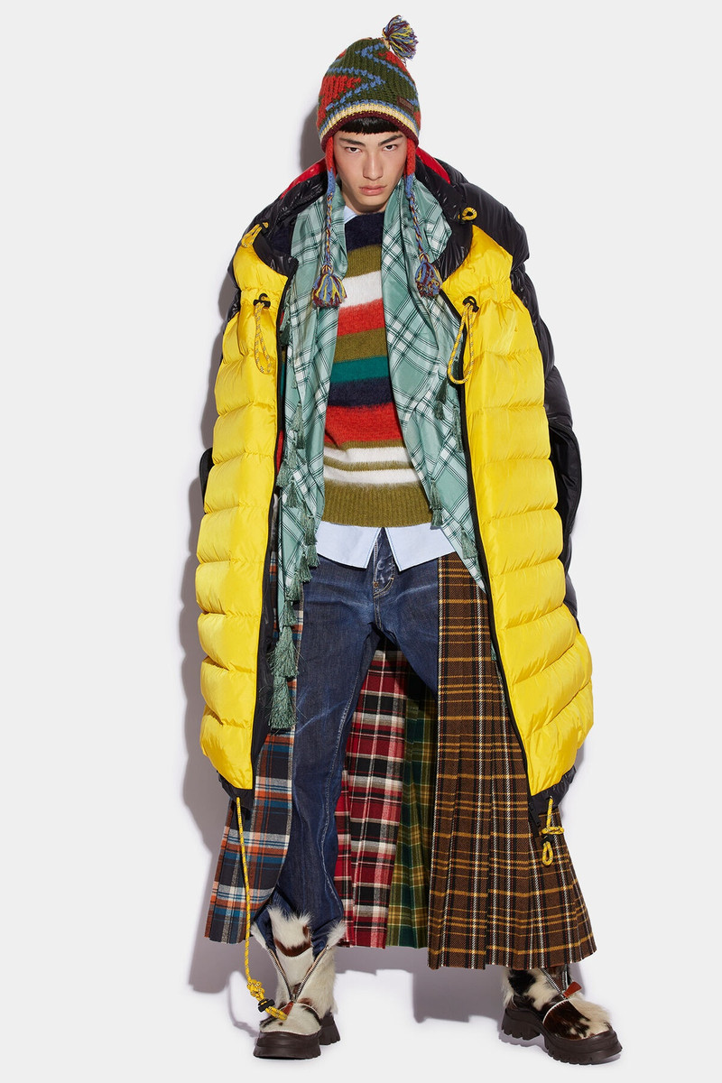 CREST PUFFER MAXI CAPE 1