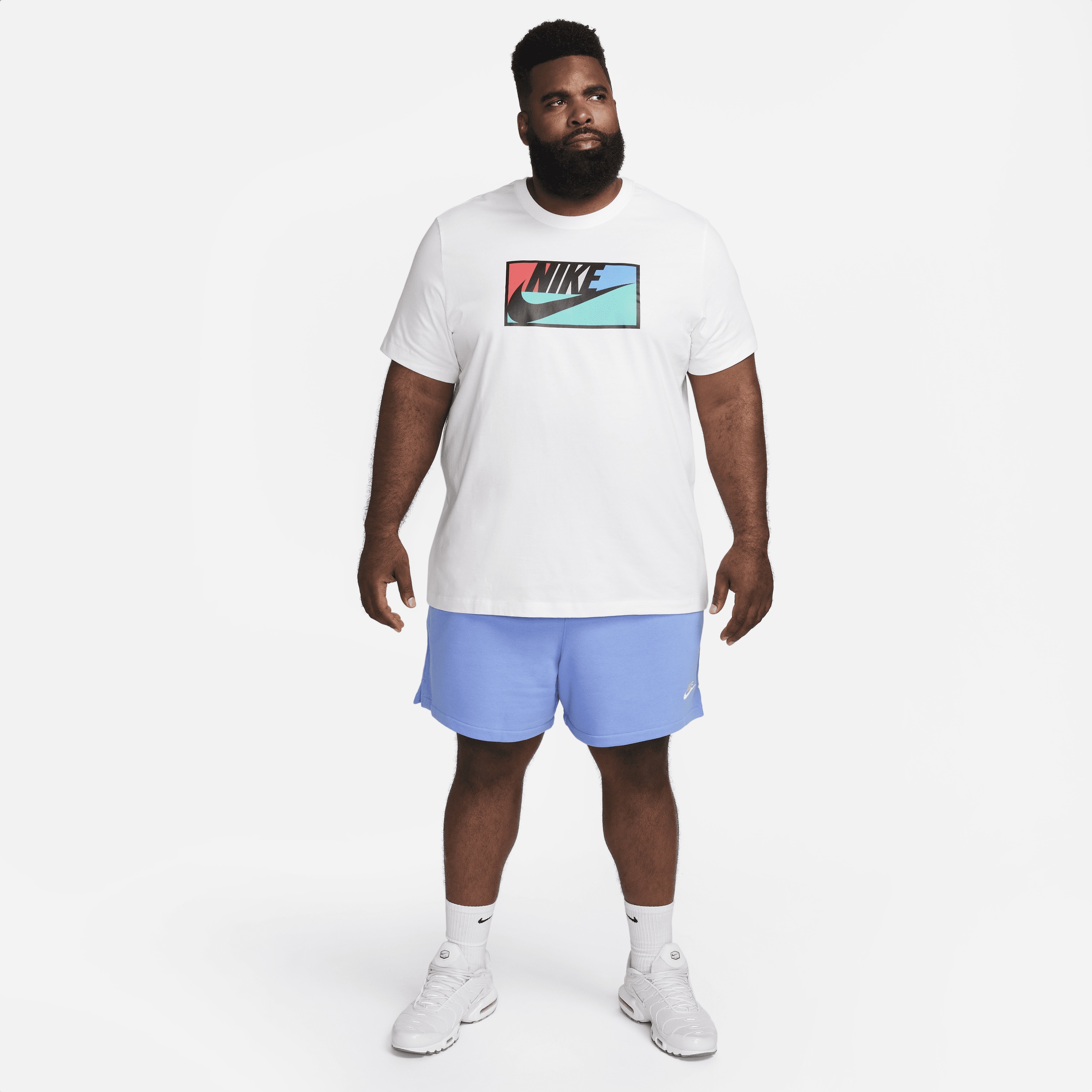 Nike Sportswear Men's T-Shirt - 9