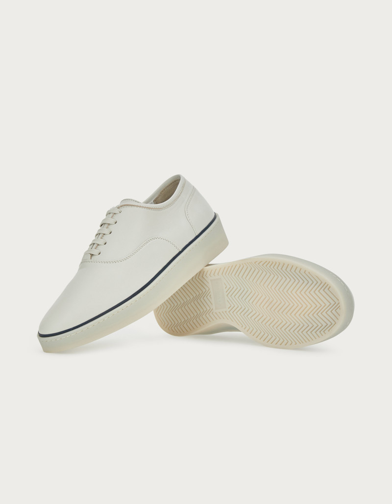 LEATHER OXFORD SHOE WITH CONTRASTING CREAM PIPING 2
